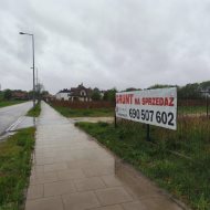 Działka na sprzedaż